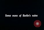 Standbild Zerstörte Gebäude aus der Schlacht um Berlin Berlin Deutschland, 1945, aus Sekunde 40 historischem Filmmaterial Videoclip 65675036257