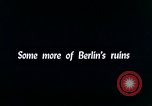 Standbild Zerstörte Gebäude aus der Schlacht um Berlin Berlin Deutschland, 1945, aus Sekunde 42 historischem Filmmaterial Videoclip 65675036257