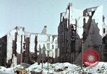 Standbild Zerstörte Gebäude aus der Schlacht um Berlin Berlin Deutschland, 1945, aus Sekunde 52 historischem Filmmaterial Videoclip 65675036257