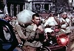 Immagine di Sovietica Esercito Rosso Berlino Germania, 1945, secondo 25 filmato di repertorio 65675036259