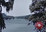 Immagine di Case e lago Gribnitz Berlino Germania, 1945, secondo 30 filmato di repertorio 65675036263