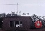 Immagine di Case e lago Gribnitz Berlino Germania, 1945, secondo 40 filmato di repertorio 65675036263