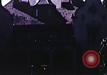 Immagine di La piccola casa bianca Berlino Germania, 1945, secondo 42 filmato di repertorio 65675036264