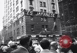 Image Célébration du Jour de la victoire à reddition du Japon New York City USA, 1945, de la seconde 53 séquences d'archives historiques vidéo 65675036267