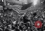 Image Célébration du Jour de la victoire à reddition du Japon New York City USA, 1945, de la seconde 58 séquences d'archives historiques vidéo 65675036267