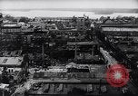Standbild Völlige Zerstörung in Deutschland von den alliierten Bombenangriffe Deutschland, 1945, aus Sekunde 14 historischem Filmmaterial Videoclip 65675036273