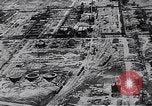 Standbild Völlige Zerstörung in Deutschland von den alliierten Bombenangriffe Deutschland, 1945, aus Sekunde 50 historischem Filmmaterial Videoclip 65675036273