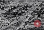Standbild Völlige Zerstörung in Deutschland von den alliierten Bombenangriffe Deutschland, 1945, aus Sekunde 55 historischem Filmmaterial Videoclip 65675036273