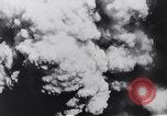 Standbild Bombardierung durch die alliierten Bomber Deutschland, 1945, aus Sekunde 61 historischem Filmmaterial Videoclip 65675036274