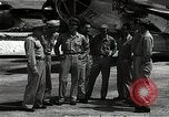 Standbild atomare Bombardierung Tinian Marianen, 1945, aus Sekunde 33 historischem Filmmaterial Videoclip 65675036275