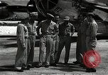 Standbild atomare Bombardierung Tinian Marianen, 1945, aus Sekunde 36 historischem Filmmaterial Videoclip 65675036275