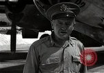Standbild General Thomas Farrell F Insel Tinian Marianen, 1945, aus Sekunde 20 historischem Filmmaterial Videoclip 65675036276