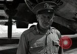 Standbild General Thomas Farrell F Insel Tinian Marianen, 1945, aus Sekunde 21 historischem Filmmaterial Videoclip 65675036276