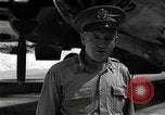 Standbild General Thomas Farrell F Insel Tinian Marianen, 1945, aus Sekunde 23 historischem Filmmaterial Videoclip 65675036276