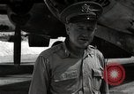 Standbild General Thomas Farrell F Insel Tinian Marianen, 1945, aus Sekunde 34 historischem Filmmaterial Videoclip 65675036276