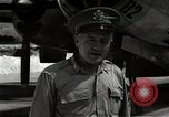 Standbild General Thomas Farrell F Insel Tinian Marianen, 1945, aus Sekunde 56 historischem Filmmaterial Videoclip 65675036276