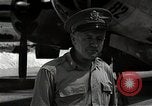 Standbild General Thomas Farrell F Insel Tinian Marianen, 1945, aus Sekunde 62 historischem Filmmaterial Videoclip 65675036276