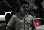 Image Le Colonel Paul Tibbets Tinian île Îles Mariannes, 1945, de la seconde 26 séquences d'archives historiques vidéo 65675036278