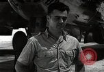 Image Le Colonel Paul Tibbets Tinian île Îles Mariannes, 1945, de la seconde 37 séquences d'archives historiques vidéo 65675036278