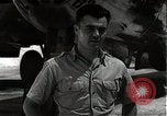 Image Le Colonel Paul Tibbets Tinian île Îles Mariannes, 1945, de la seconde 45 séquences d'archives historiques vidéo 65675036278