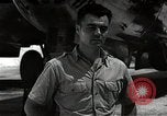 Image Le Colonel Paul Tibbets Tinian île Îles Mariannes, 1945, de la seconde 47 séquences d'archives historiques vidéo 65675036278
