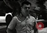 Image Le Colonel Paul Tibbets Tinian île Îles Mariannes, 1945, de la seconde 56 séquences d'archives historiques vidéo 65675036278