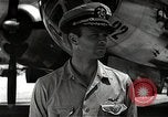 Image le commandant Frederick Ashworth de Bockscar Tinian île Îles Mariannes, 1945, de la seconde 9 séquences d'archives historiques vidéo 65675036279