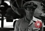 Image le commandant Frederick Ashworth de Bockscar Tinian île Îles Mariannes, 1945, de la seconde 24 séquences d'archives historiques vidéo 65675036279