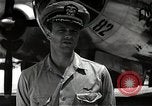 Image le commandant Frederick Ashworth de Bockscar Tinian île Îles Mariannes, 1945, de la seconde 27 séquences d'archives historiques vidéo 65675036279
