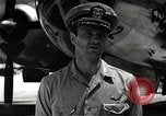 Image le commandant Frederick Ashworth de Bockscar Tinian île Îles Mariannes, 1945, de la seconde 28 séquences d'archives historiques vidéo 65675036279