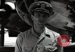 Image le commandant Frederick Ashworth de Bockscar Tinian île Îles Mariannes, 1945, de la seconde 31 séquences d'archives historiques vidéo 65675036279