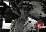 Image le commandant Frederick Ashworth de Bockscar Tinian île Îles Mariannes, 1945, de la seconde 32 séquences d'archives historiques vidéo 65675036279