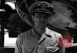 Image le commandant Frederick Ashworth de Bockscar Tinian île Îles Mariannes, 1945, de la seconde 36 séquences d'archives historiques vidéo 65675036279