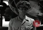 Image le commandant Frederick Ashworth de Bockscar Tinian île Îles Mariannes, 1945, de la seconde 37 séquences d'archives historiques vidéo 65675036279