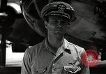 Image le commandant Frederick Ashworth de Bockscar Tinian île Îles Mariannes, 1945, de la seconde 41 séquences d'archives historiques vidéo 65675036279