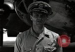 Image le commandant Frederick Ashworth de Bockscar Tinian île Îles Mariannes, 1945, de la seconde 47 séquences d'archives historiques vidéo 65675036279