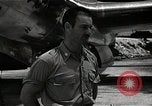 Image Major Thomas Ferebee Tinian île Îles Mariannes, 1945, de la seconde 15 séquences d'archives historiques vidéo 65675036280