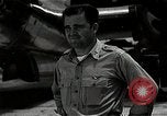 Image Major Charles Sweeney Tinian île Îles Mariannes, 1945, de la seconde 5 séquences d'archives historiques vidéo 65675036281