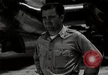 Image Major Charles Sweeney Tinian île Îles Mariannes, 1945, de la seconde 7 séquences d'archives historiques vidéo 65675036281