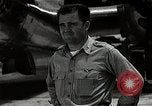 Image Major Charles Sweeney Tinian île Îles Mariannes, 1945, de la seconde 11 séquences d'archives historiques vidéo 65675036281