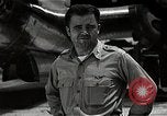 Image Major Charles Sweeney Tinian île Îles Mariannes, 1945, de la seconde 19 séquences d'archives historiques vidéo 65675036281