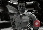Image Major Charles Sweeney Tinian île Îles Mariannes, 1945, de la seconde 37 séquences d'archives historiques vidéo 65675036281