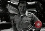 Image Major Charles Sweeney Tinian île Îles Mariannes, 1945, de la seconde 49 séquences d'archives historiques vidéo 65675036281