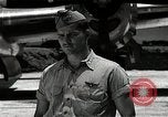 Standbild Captain Kermit Beahan Insel Tinian Marianen, 1945, aus Sekunde 4 historischem Filmmaterial Videoclip 65675036282