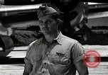 Standbild Captain Kermit Beahan Insel Tinian Marianen, 1945, aus Sekunde 9 historischem Filmmaterial Videoclip 65675036282