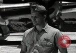 Standbild Captain Kermit Beahan Insel Tinian Marianen, 1945, aus Sekunde 11 historischem Filmmaterial Videoclip 65675036282