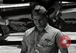 Standbild Captain Kermit Beahan Insel Tinian Marianen, 1945, aus Sekunde 14 historischem Filmmaterial Videoclip 65675036282