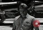 Standbild Captain Kermit Beahan Insel Tinian Marianen, 1945, aus Sekunde 16 historischem Filmmaterial Videoclip 65675036282