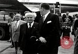 Immagine di David Ben-Gurion arrivo in America Arlington Virginia USA, 1951, secondo 28 filmato di repertorio 65675036285