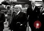 Immagine di David Ben-Gurion arrivo in America Arlington Virginia USA, 1951, secondo 30 filmato di repertorio 65675036285